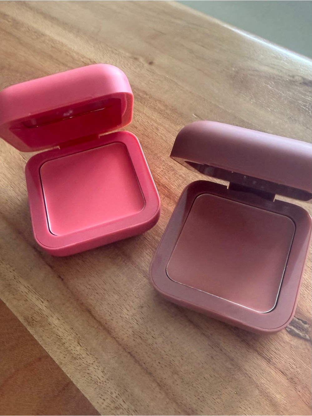 Doll 10 peptide bouncy blush in strawberry daiquiri and blush sangria.